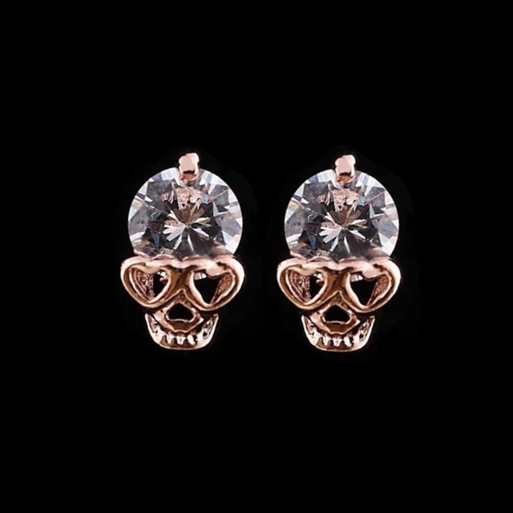 Skull Stud Earrings - Picture 6 of 6